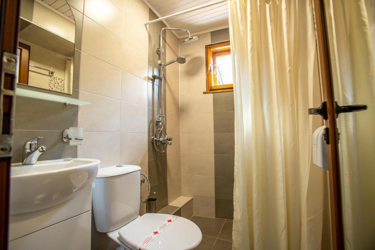 Oazis Family Hotel Ловеч Экстерьер фото