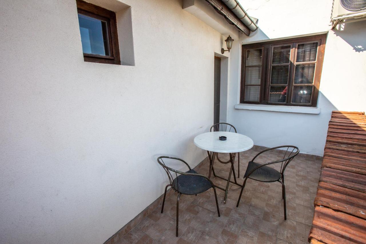 Oazis Family Hotel Ловеч Экстерьер фото